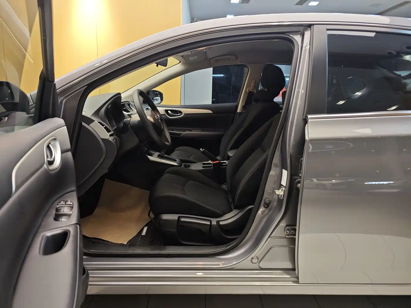 Nissan SYLPHY, миниатюра 14