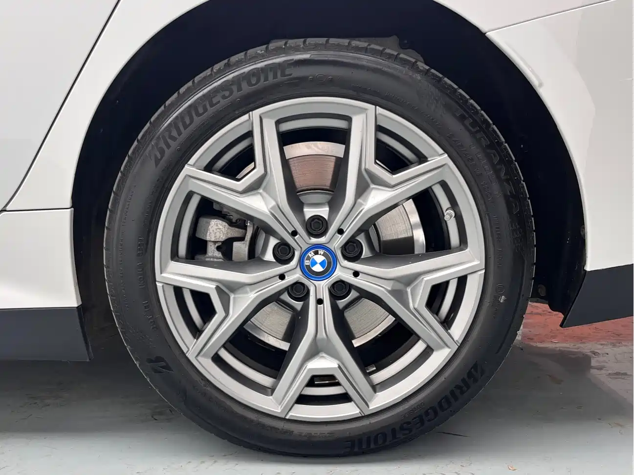 BMW i3 2022 eDrive 35 L фото 13