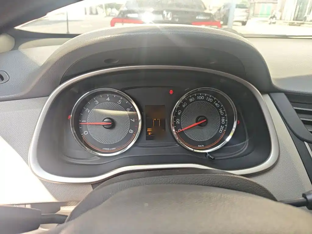 Chevrolet Sail 2018 2018 Sail 3 1.3L Manual Comfort Sunroof