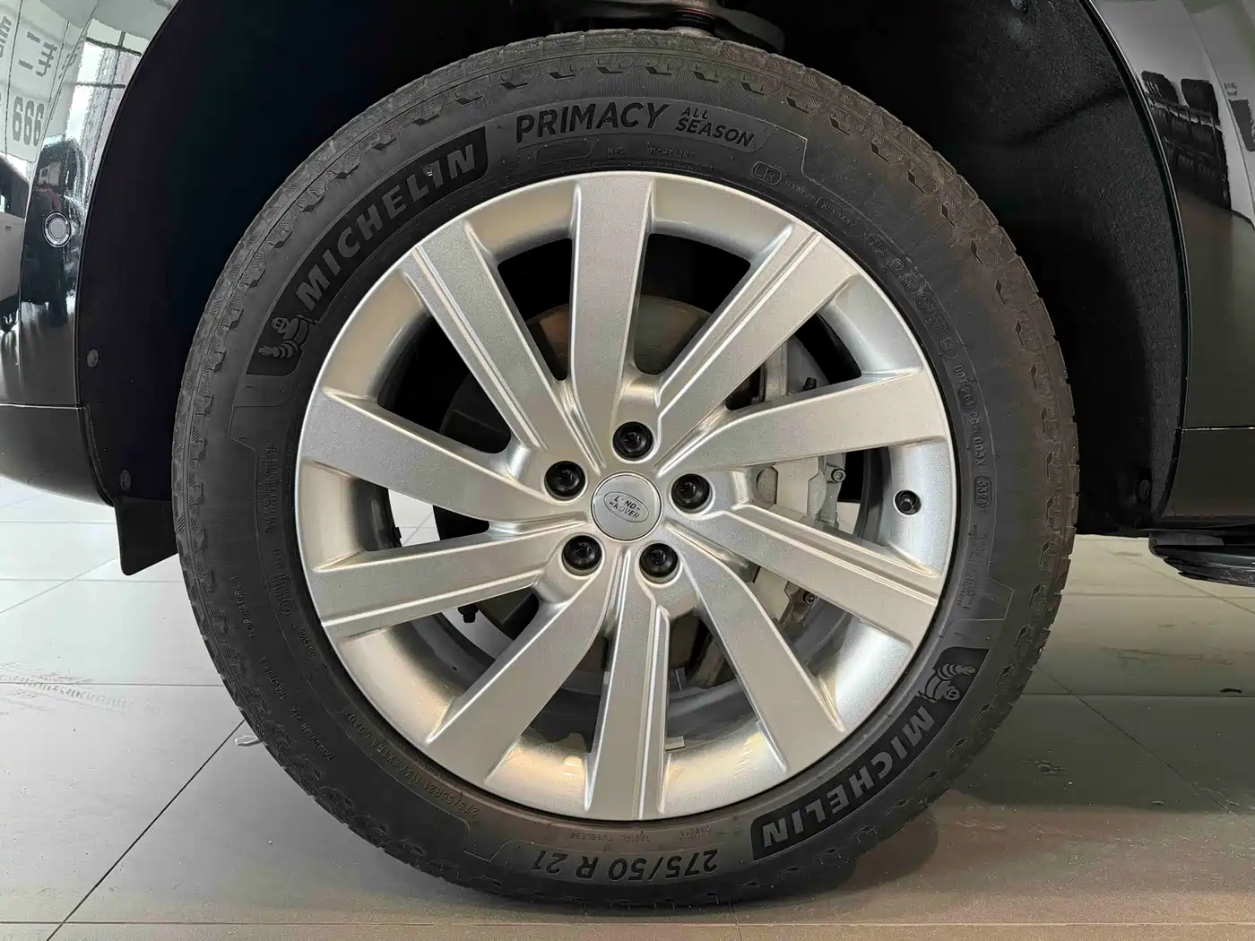 Land Rover Range Rover 2025 2025 3.0 L6 400PS Flourishing Era Extended Wheelbase