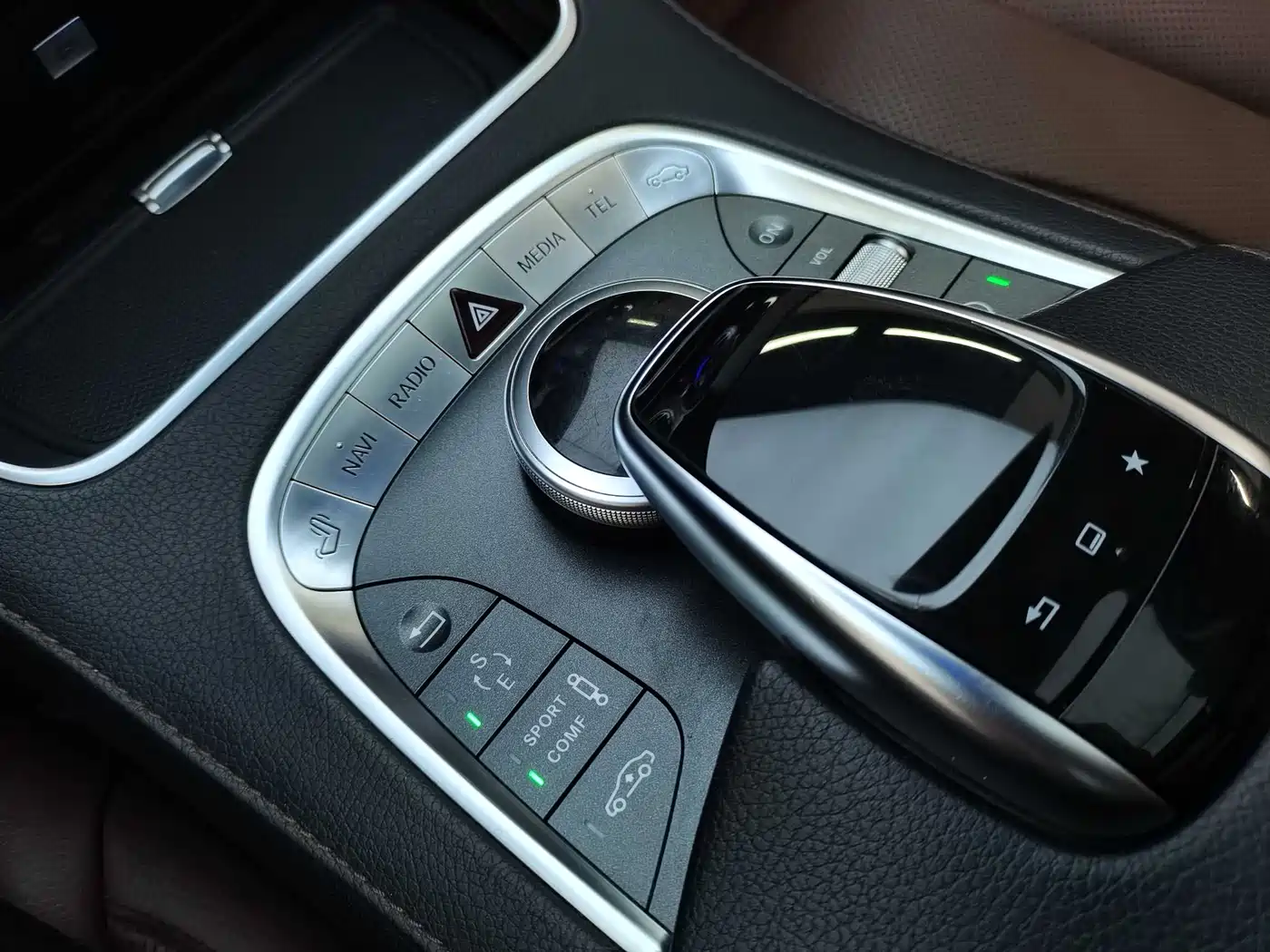 Mercedes-Benz S-Class 2015 S 400 L 4MATIC фото 19