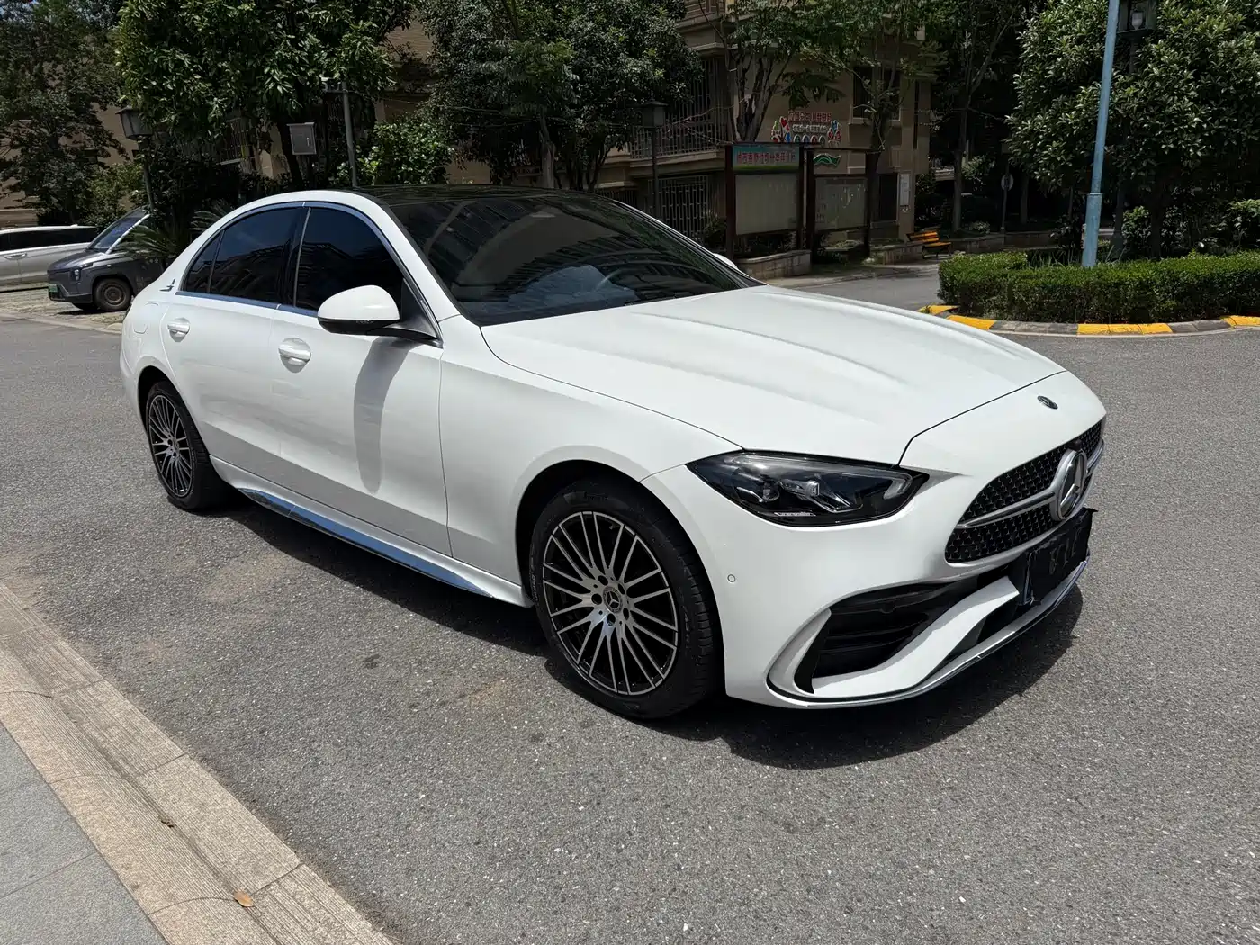 Mercedes-Benz C-Class 2022 C 260 L Sport Edition фото 3