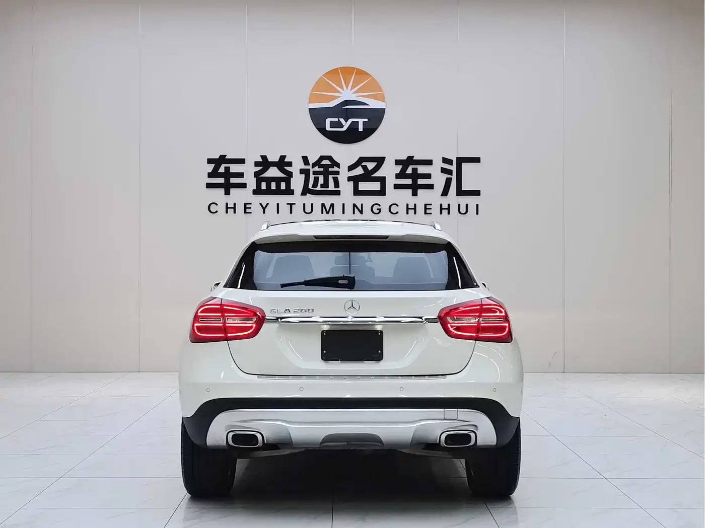 Mercedes-Benz GLA (Import) 2015 GLA 200 фото 4