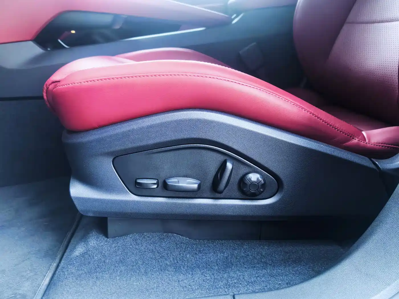 Porsche Macan EV 2026 Macan Long Range фото 14