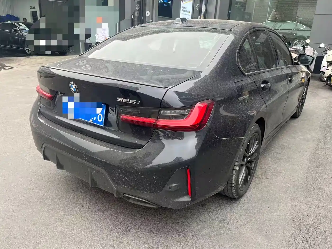 BMW 3 Series 2023 325i M Sport Black Night Package фото 8
