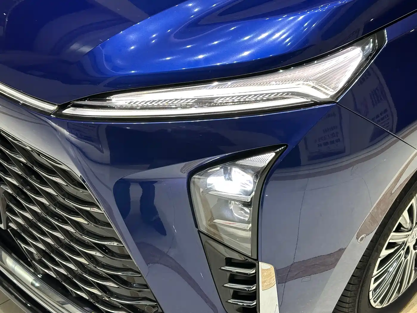 BUICK GL8 NEW ENERGY