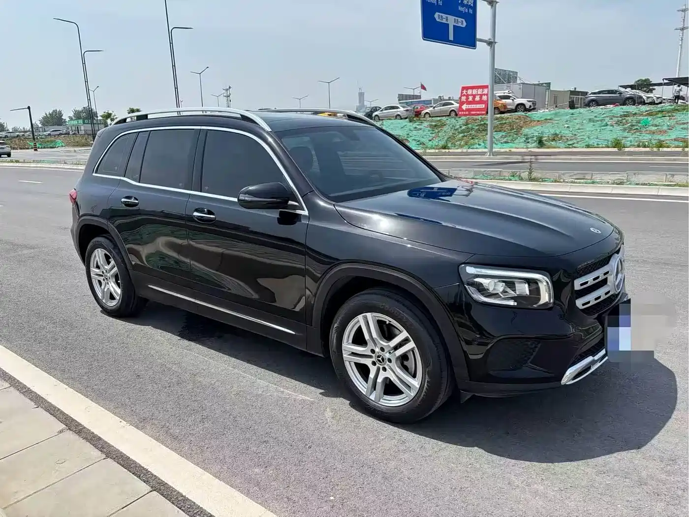 Mercedes-Benz GLB 2023 GLB 220 Dynamic фото 3