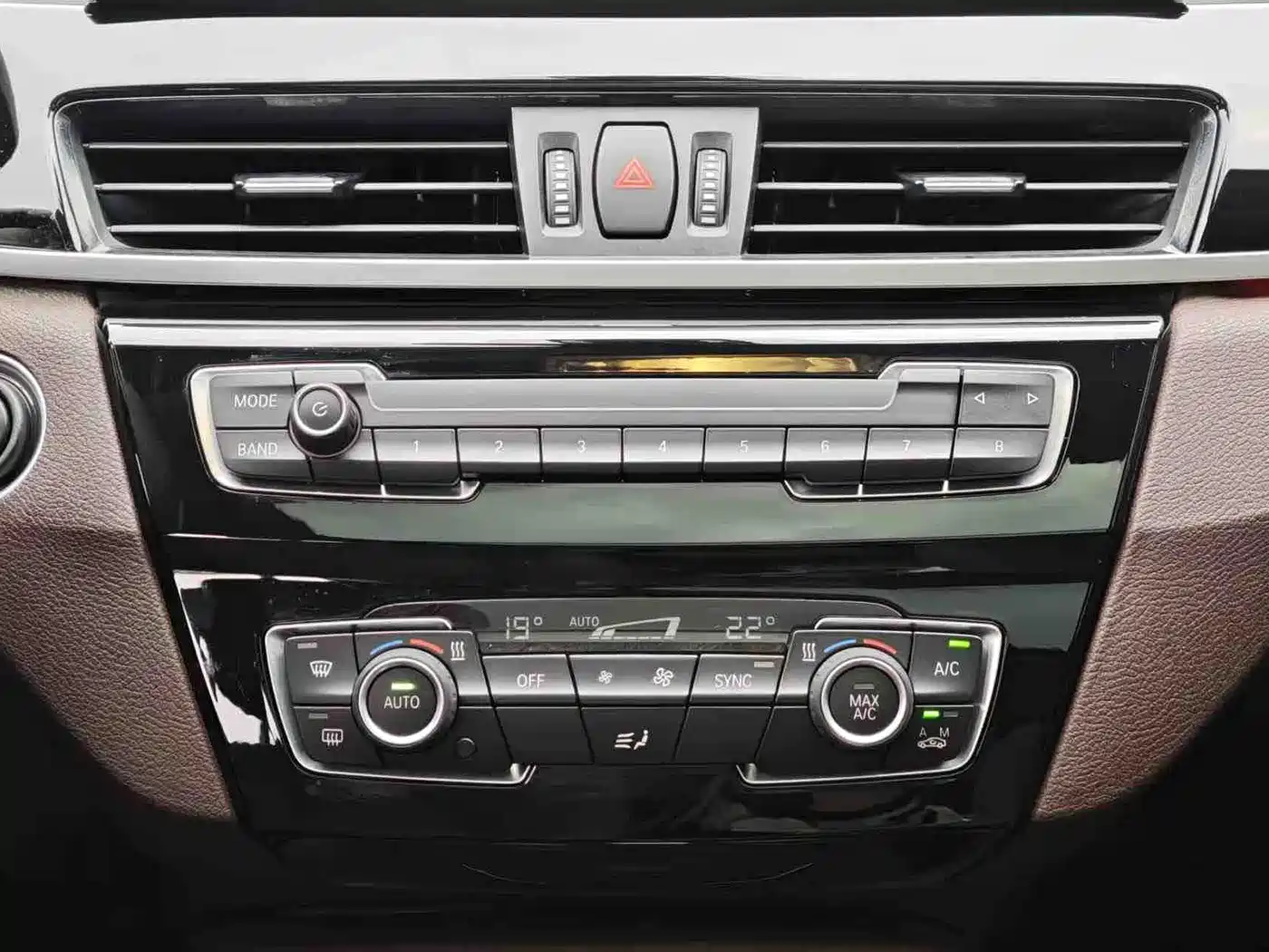 BMW X1 2020 sDrive25Li Leading Model фото 3