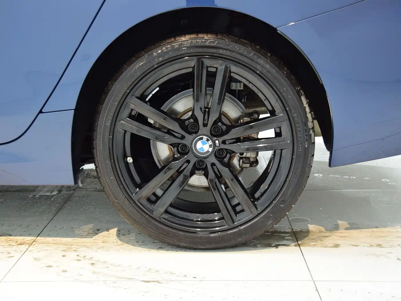 BMW 1 Series 2021 125i M Sport Black Night Edition фото 17