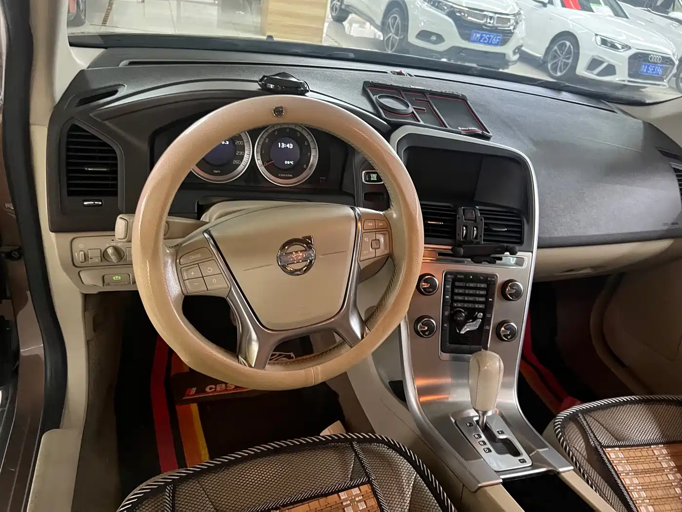 Volvo XC60 (Import) 2011 2011 2.0T Intelligent Premium Edition