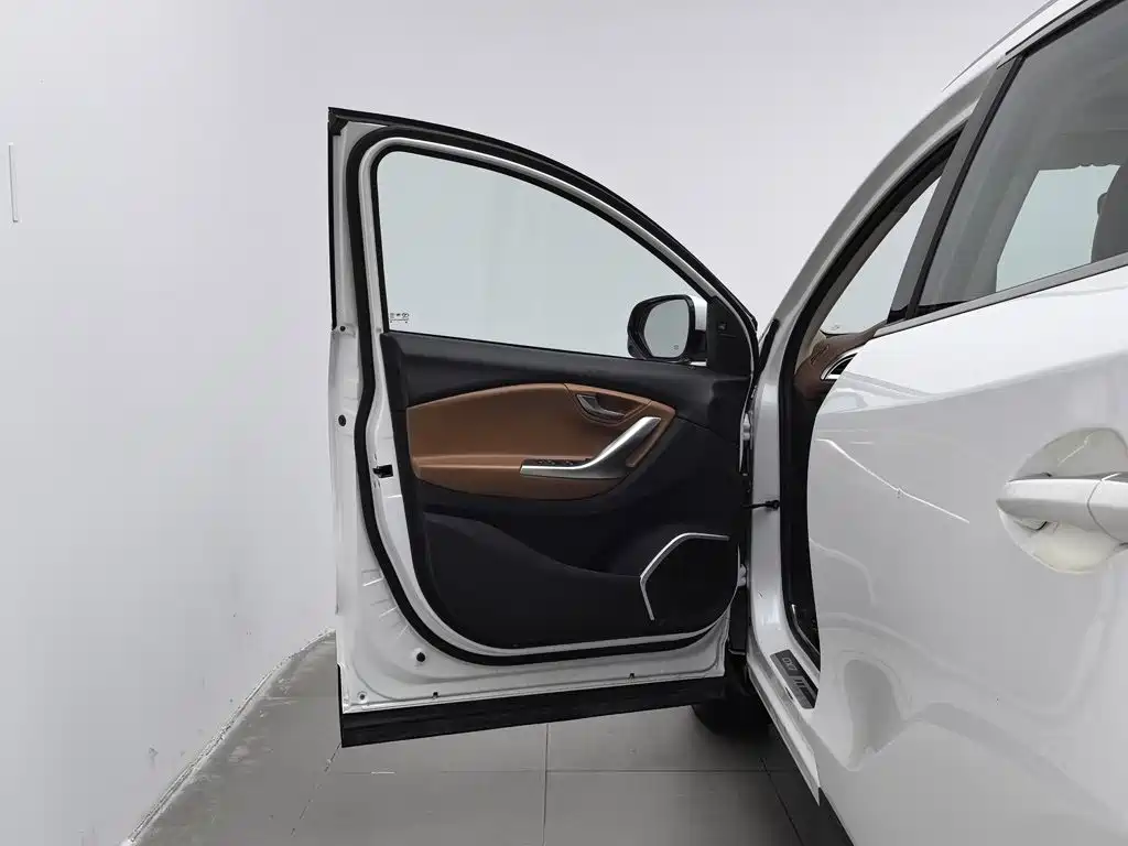 Soueast DX7 2018 2017 1.5T Automatic Premium