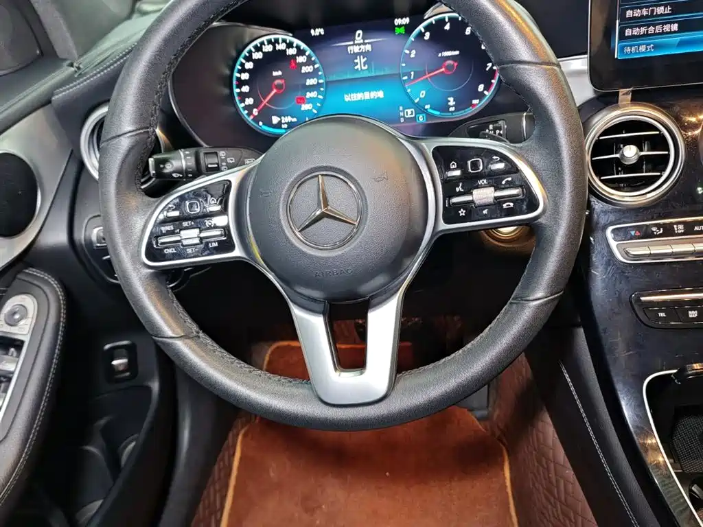 Mercedes-Benz GLC 2020 Facelift GLC 260 L 4MATIC Dynamic фото 10