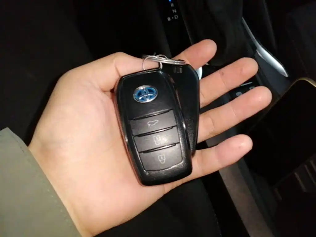 Toyota Corolla 2023 1.8L Smart Hybrid Dual Engine Elite Edition фото 9