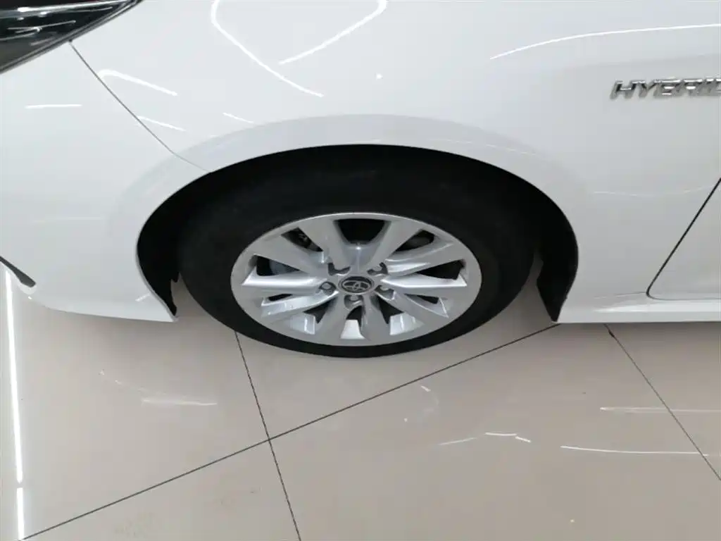 Toyota Corolla 2023 1.8L Smart Hybrid Dual Engine Elite Edition фото 23