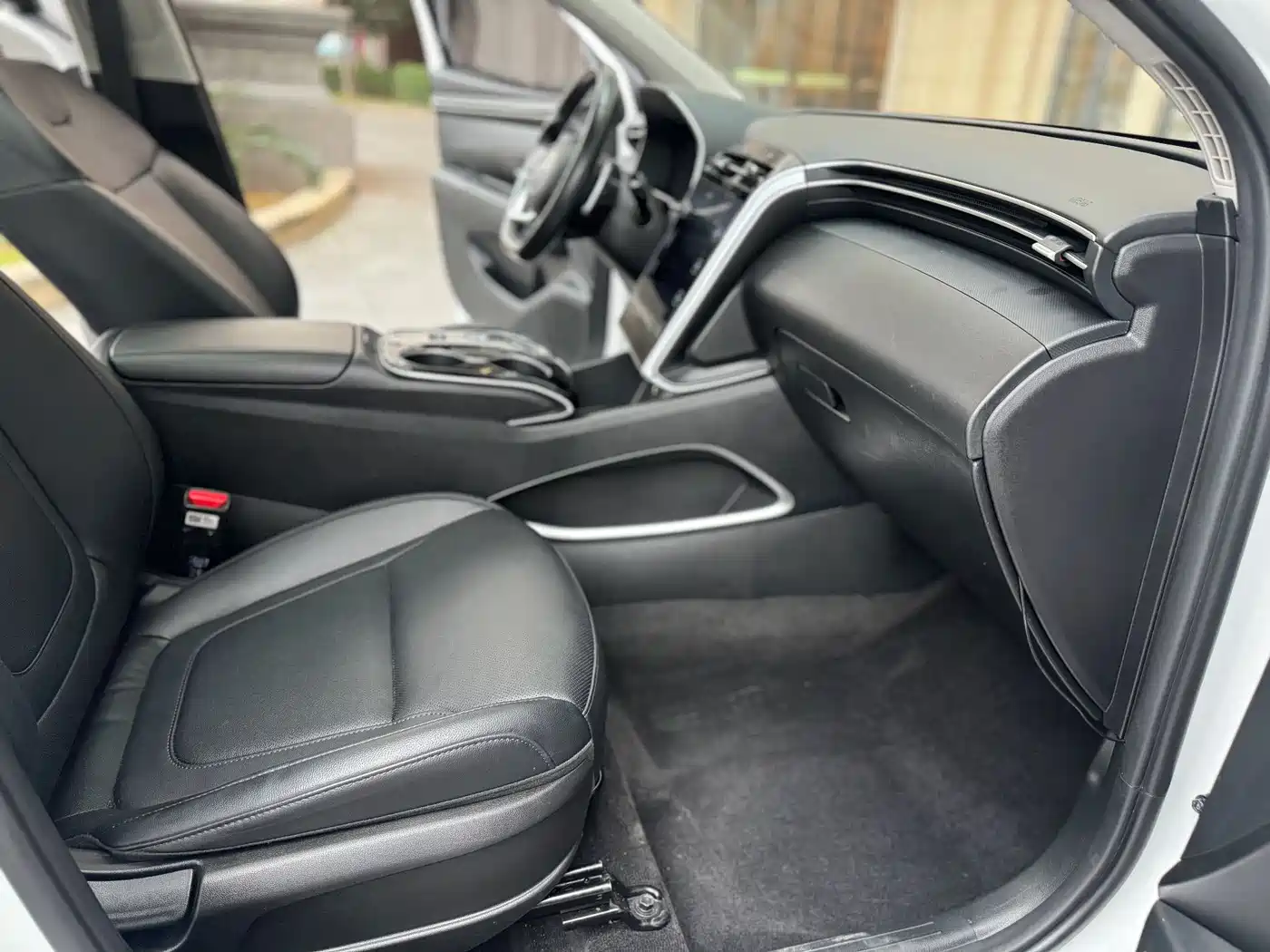 Hyundai Tucson 2021 Tucson L 1.5T DCT LUX Premium фото 8