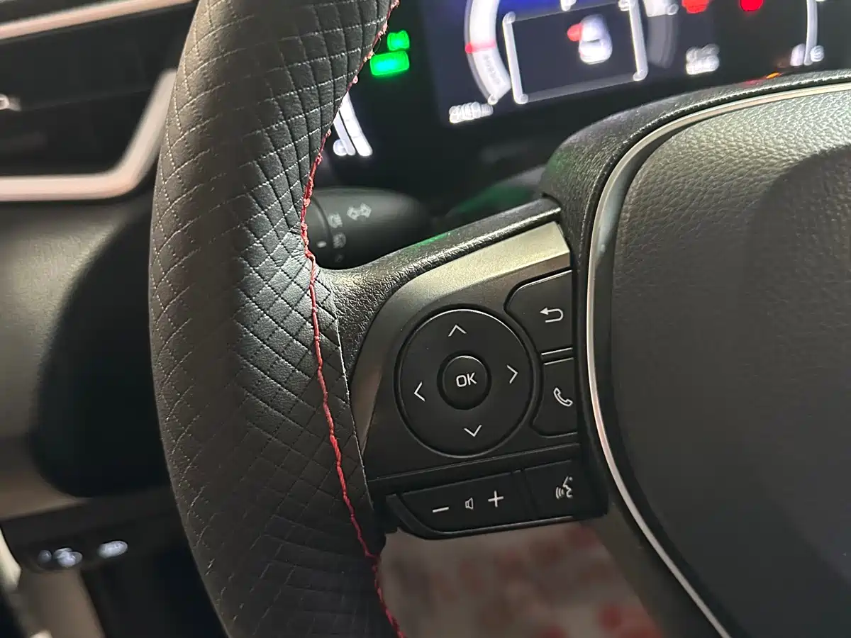 Toyota Corolla 2023 1.8L Smart Hybrid Dual Engine Elite Edition фото 15