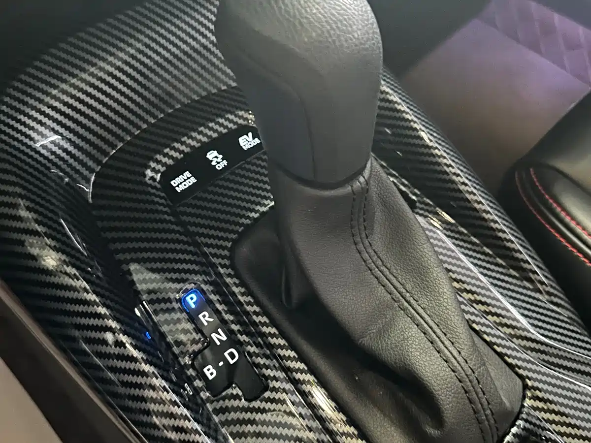 Toyota Corolla 2023 1.8L Smart Hybrid Dual Engine Elite Edition фото 20