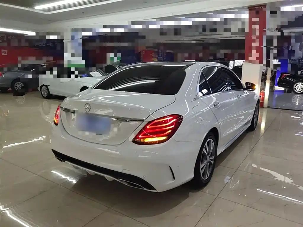 Mercedes-Benz C-Class 2017 C 200 L Sport фото 7