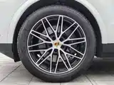 Photo 7 - Porsche Cayenne