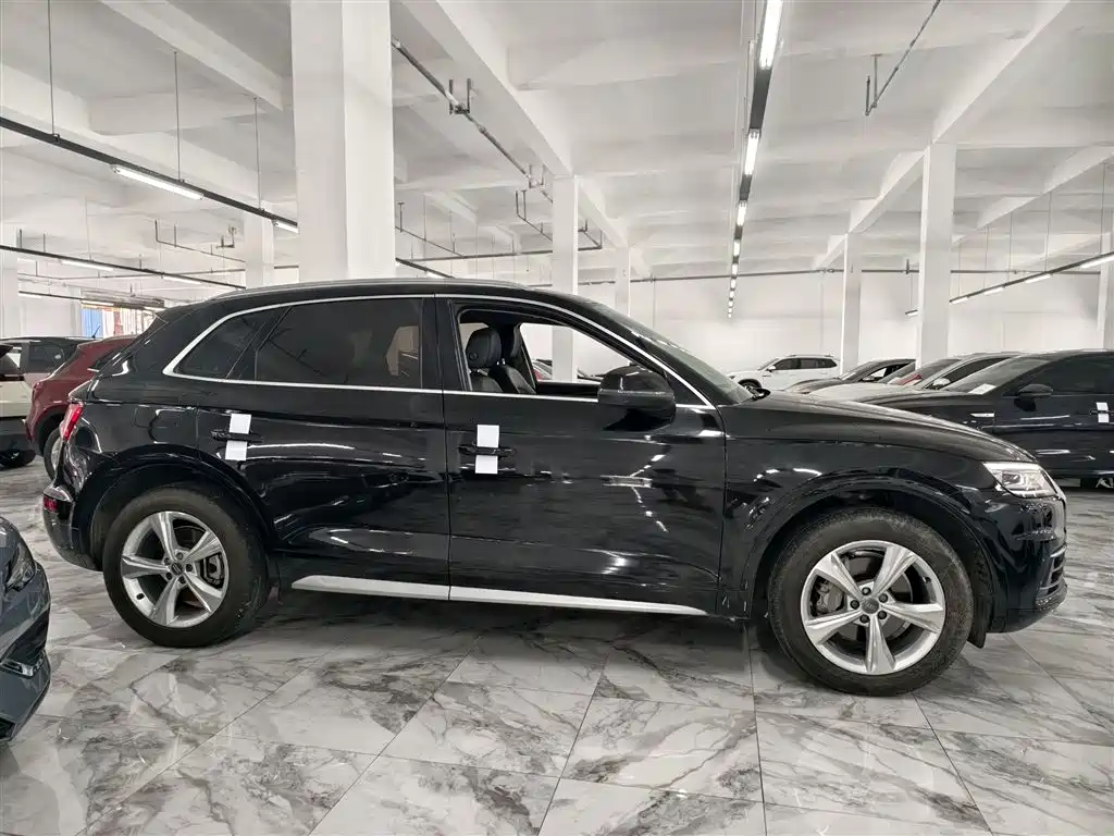 Audi Q5L 2020 Facelift 40 TFSI Honor Progressive фото 5