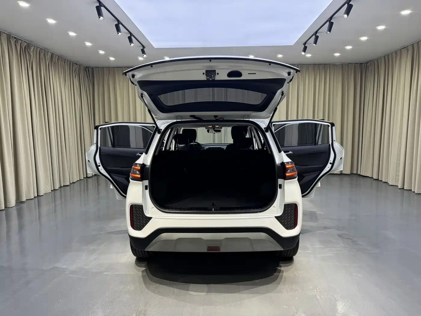 Hyundai Beijing Hyundai ix35 2021 240TGDi DCT 2WD GLS Leading Edition фото 16
