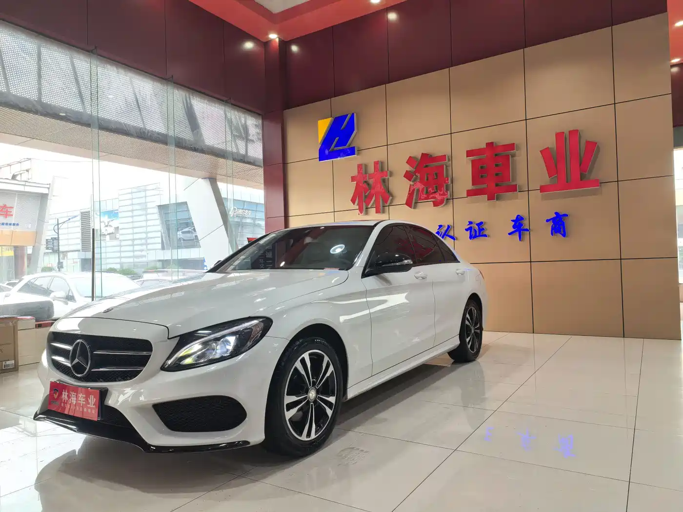 Mercedes-Benz C-Class 2015 C 200 Sport Edition фото 2