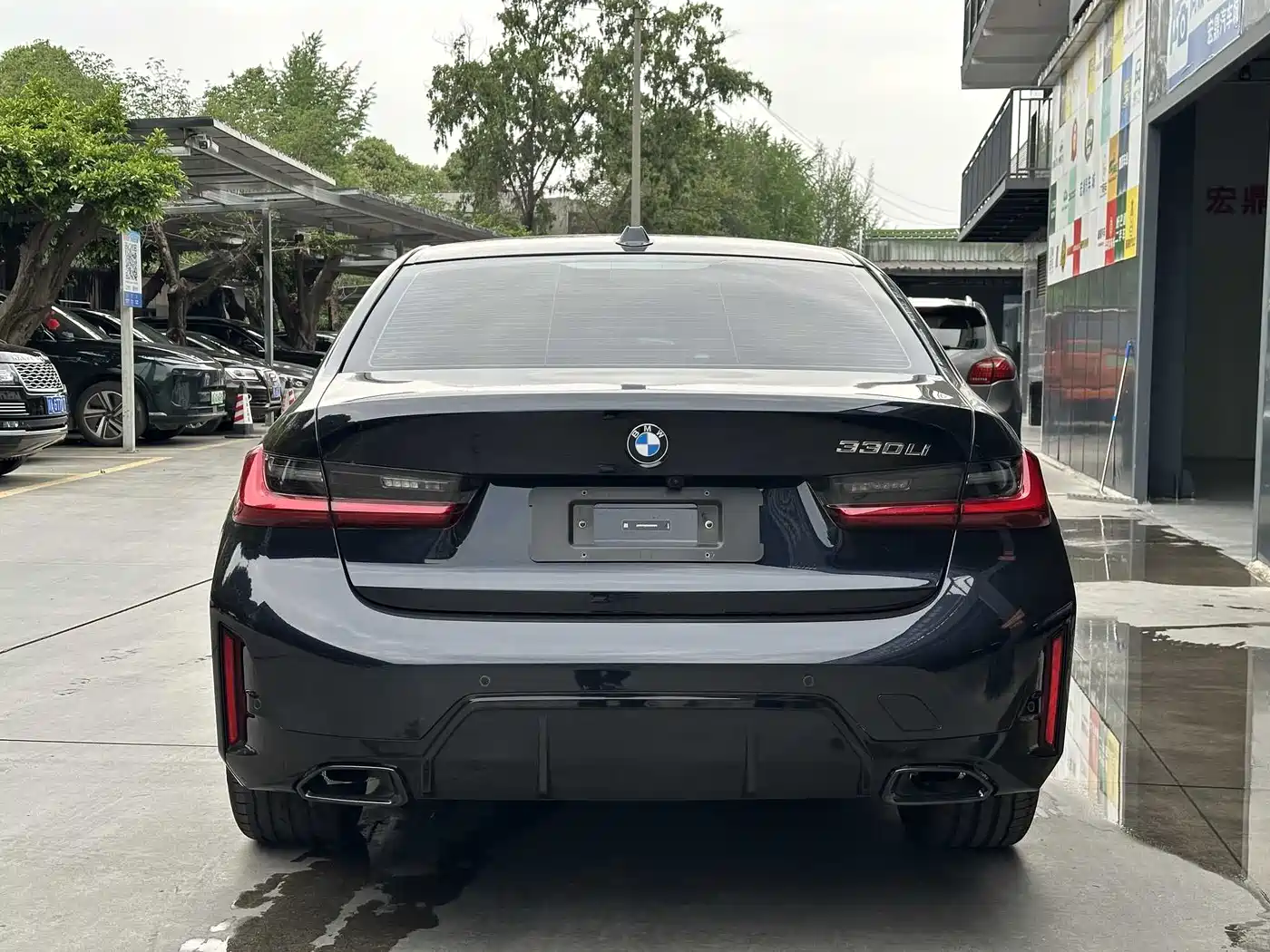 BMW 3 Series 2025 330Li M Sport Night Edition фото 5