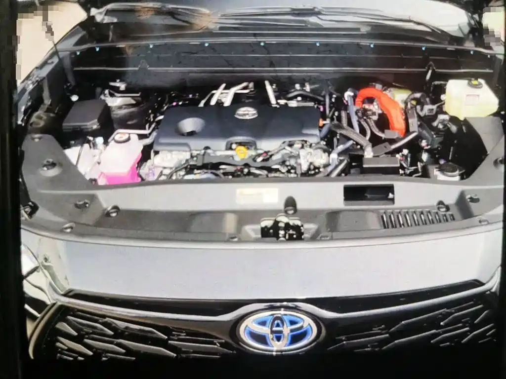 Toyota Highlander 2024 2023 2.5L Smart Hybrid Dual Engine AWD Premium 7-Seater