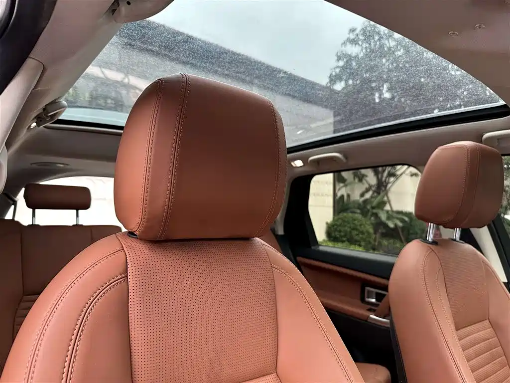 Land Rover Discovery Sport 2017 2.0T HSE LUXURY фото 23
