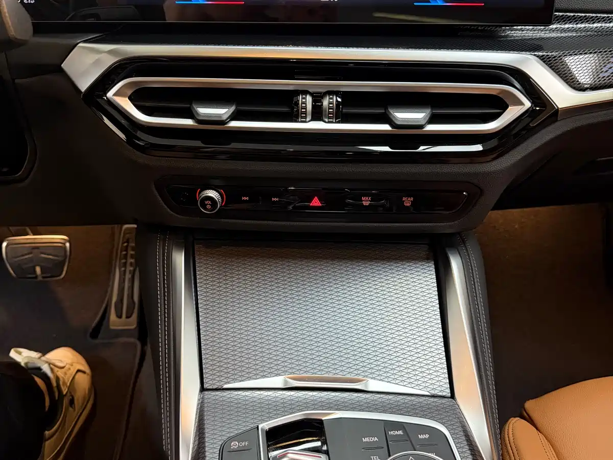 BMW M240i 2023 M240i фото 9