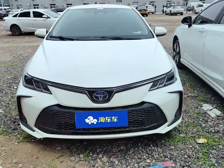 Toyota Corolla 2023 1.8L Smart Hybrid Dual Engine Pioneer Edition фото 2