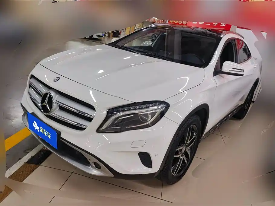 Mercedes-Benz GLA 2015 GLA 220 4MATIC Fashion Edition