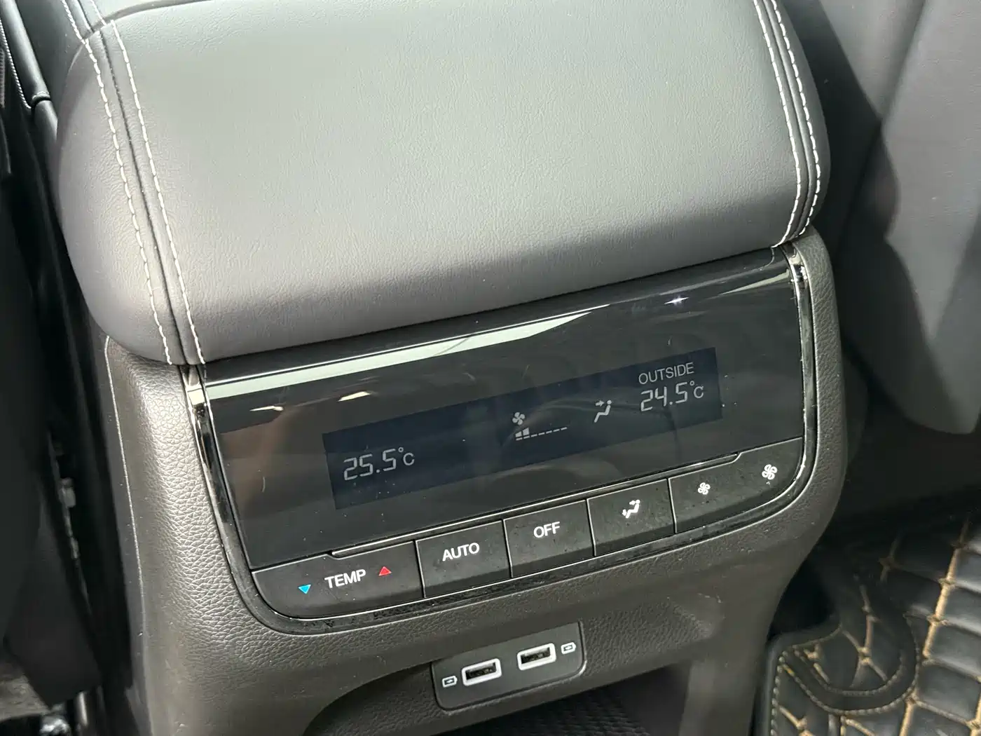 GAC Trumpchi Trumpchi GS8 2022 Dual Engine Series 2.0TM 2WD Premium Edition (6-Seater) фото 18