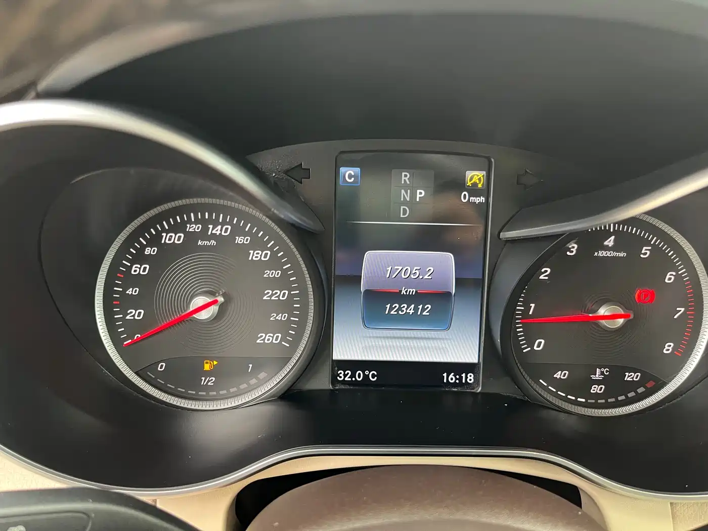 Mercedes-Benz GLC 2017 GLC 260 4MATIC Dynamic фото 13