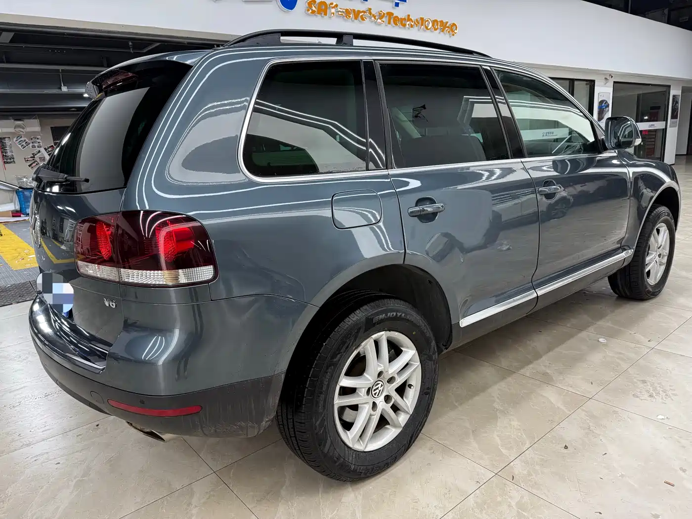 Volkswagen Touareg 2007 3.6L Luxury фото 9