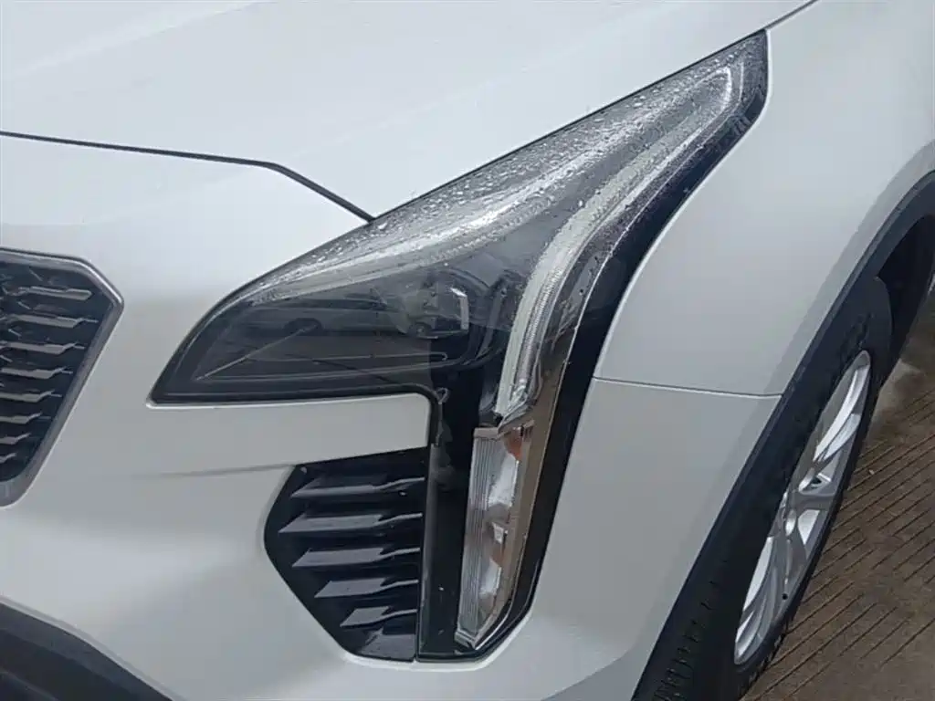 Cadillac XT4 2021 28T FWD Technology Edition фото 24