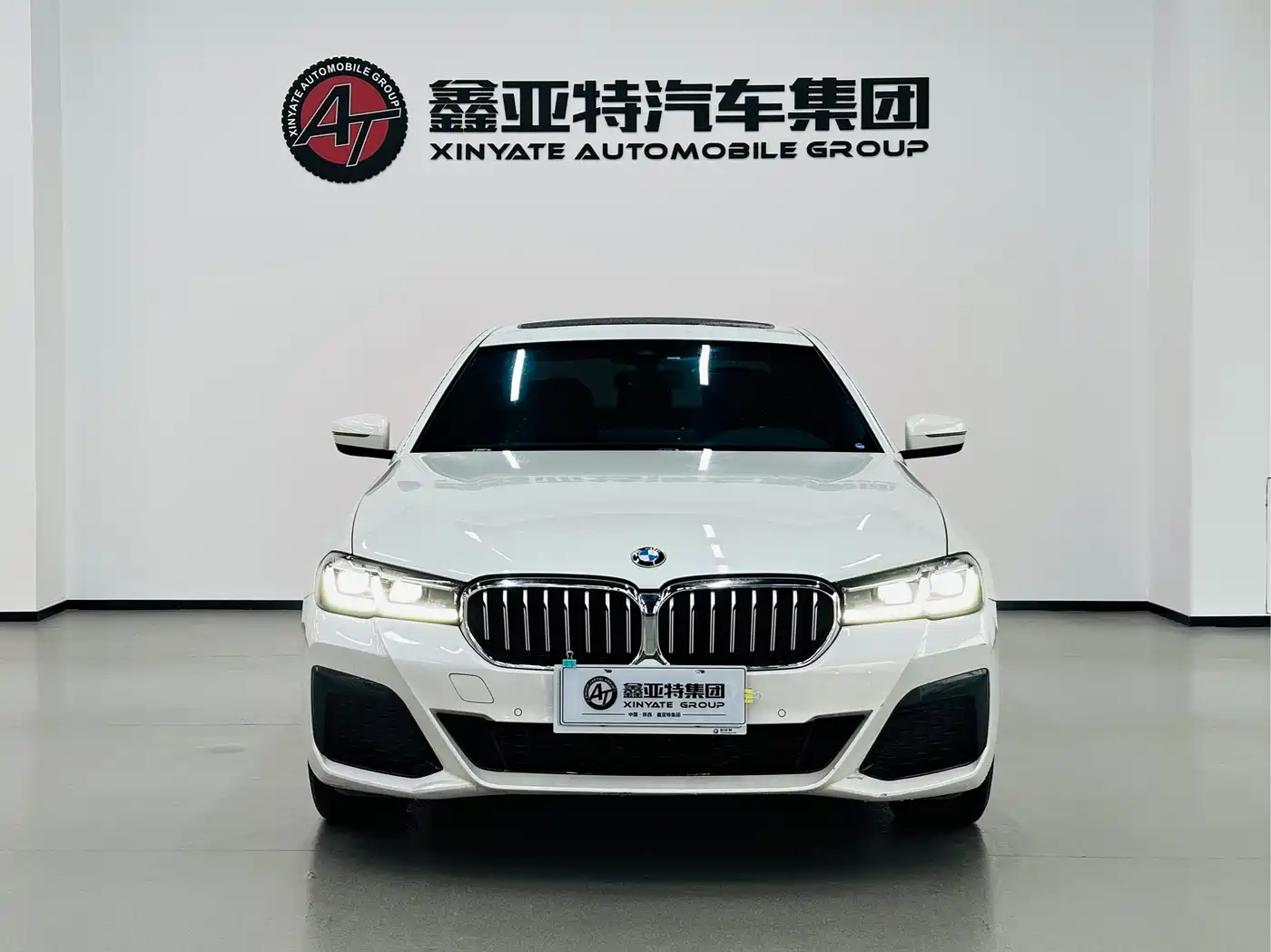 BMW 5 Series 2022 Model Second Facelift 530Li Leading M Sport Package фото 4