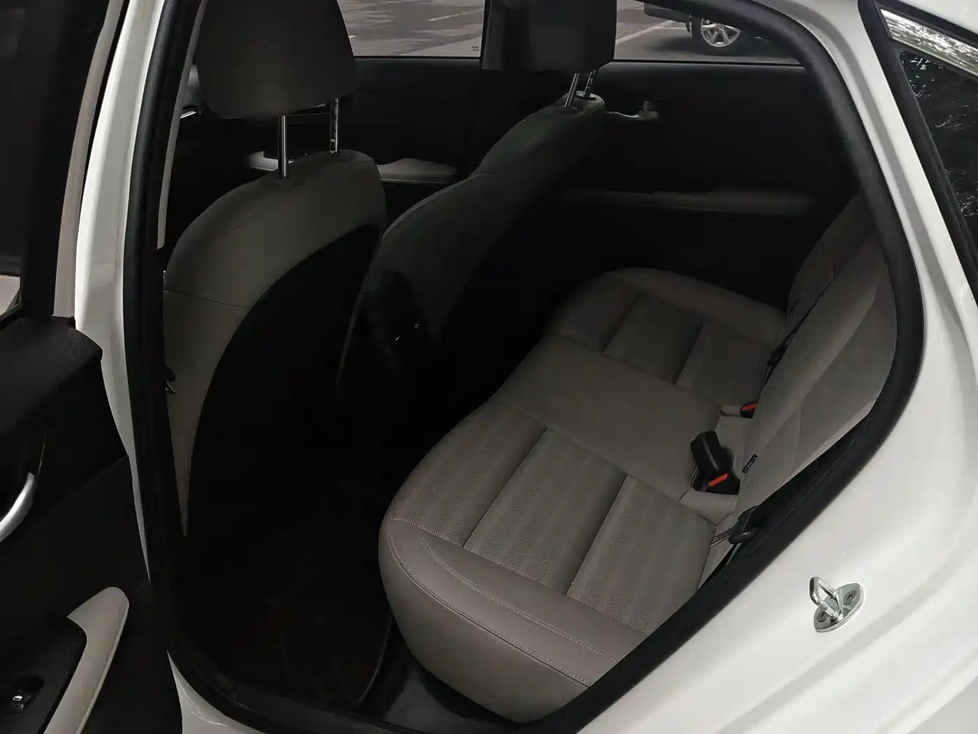 Kia K3 2023 Model 1.5L CVT Luxury Edition фото 7