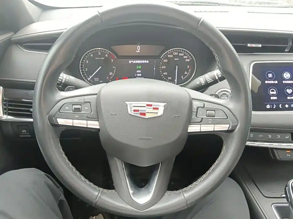 Cadillac XT4 2021 28T FWD Technology Edition фото 11