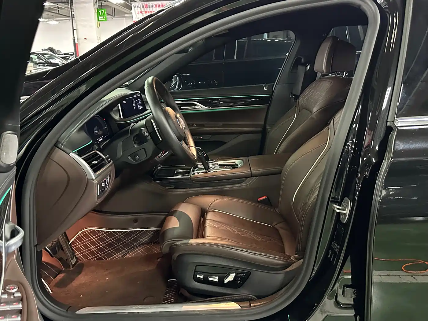 BMW 7 Series 2021 Model 730Li M Sport Package фото 3