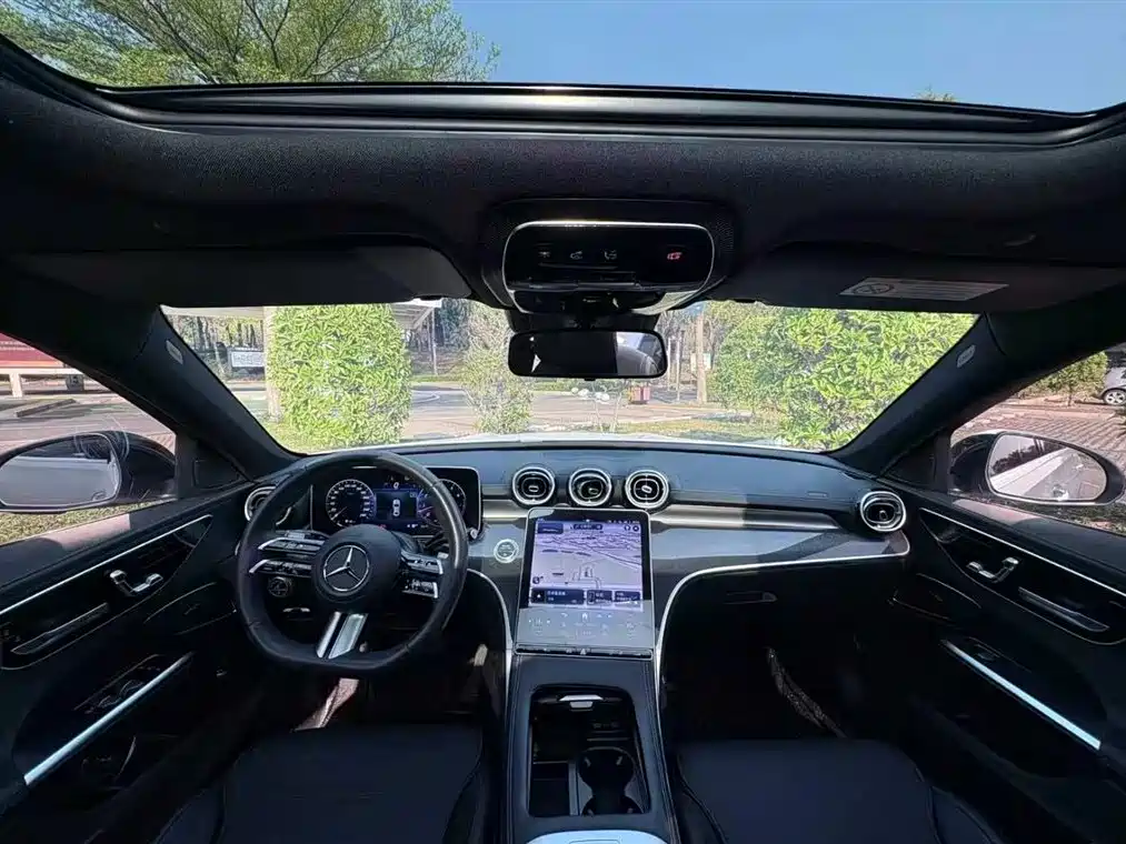 Mercedes-Benz C-Class 2023 C 260 L Sport фото 4