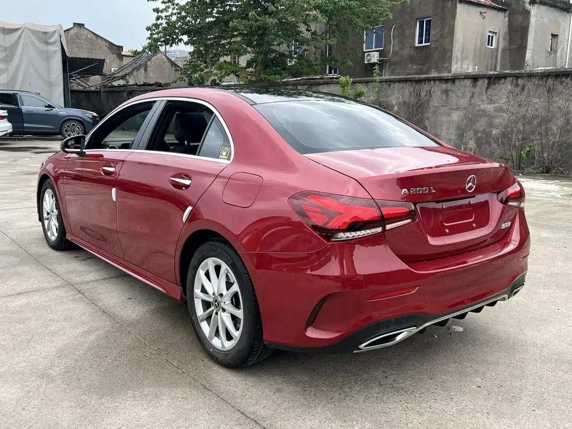 Mercedes-Benz A-Class 2021 A 200 L Sport Sedan Dynamic Type фото 13