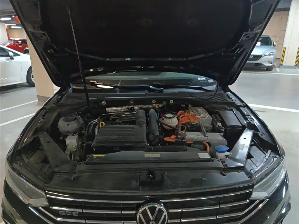 Volkswagen Magotan GTE Plug-in Hybrid 2022 GTE Luxury фото 19