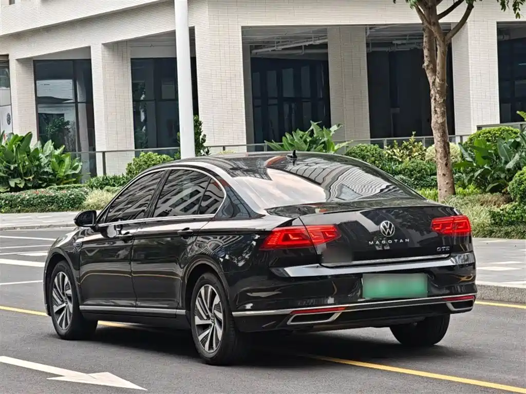 Volkswagen Magotan GTE Plug-in Hybrid 2022 GTE Luxury фото 15
