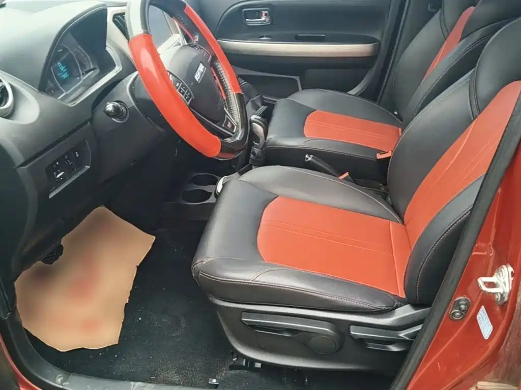 Haval H1 2017 Red Label 1.5L AMT Luxury фото 15