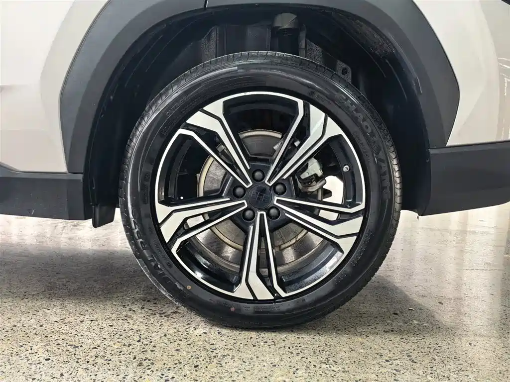 GEELY GALAXY GALAXY L7