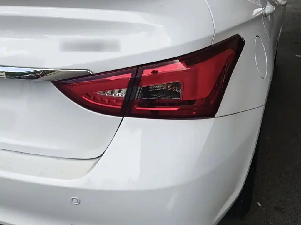 Фото 8 - Chery Arrizo 5