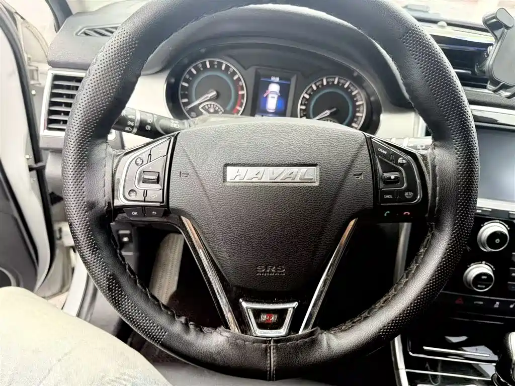 Haval H2 2016 Red Label 1.5T Manual 2WD Luxury фото 10