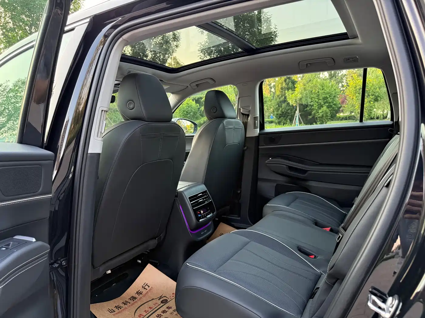 Volkswagen Teramont 2025 Model Teramont Pro 450TSI 4WD Cross Country Edition фото 9