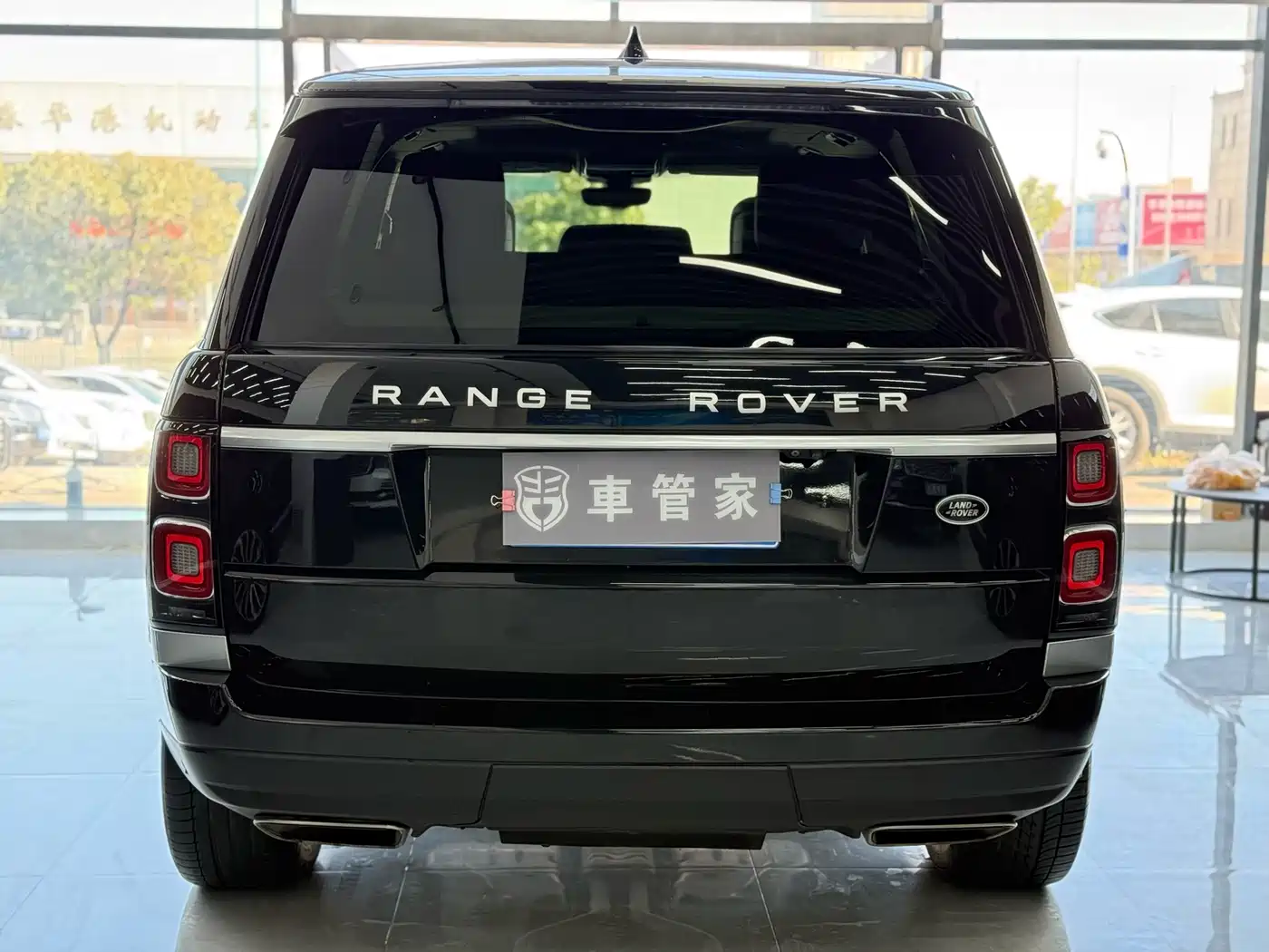 Land Rover Range Rover 2019 3.0 SCV6 Heritage Edition фото 17